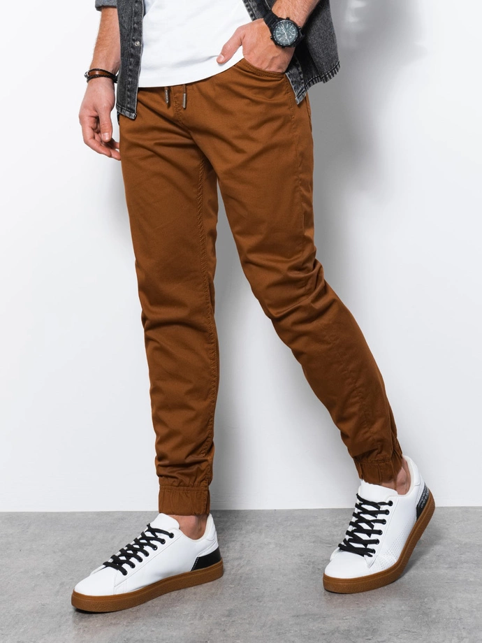 Pantaloni tip jogger barbati - maro P908