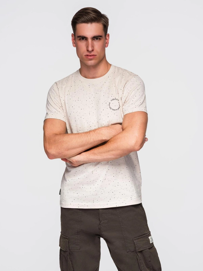 Pánske bavlnené tričko s potlačou a okrúhlym výstrihom - béžové V2 OM-TSFP-0186