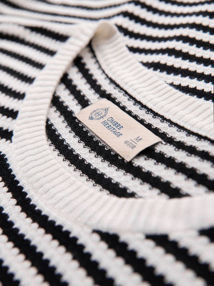 Tricou bărbătesc tricotat cu dungi marinărești și împletitură openwork - alb și negru V1 OM-TSCT-0255