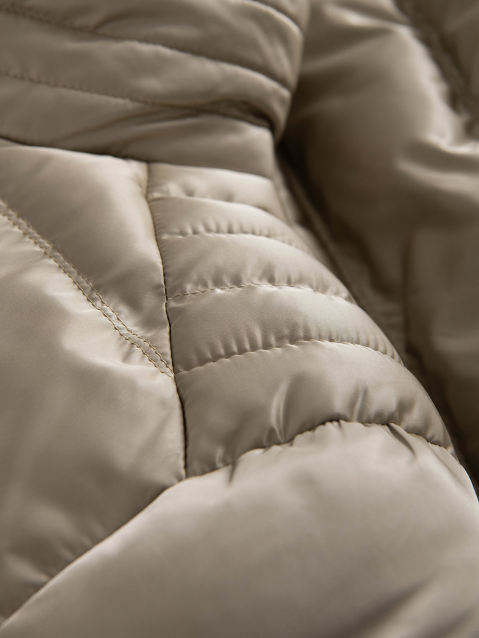 Vyriška dygsniuota striukė su blizgesiu ir stačia apykakle - šviesiai pilka V5 OM-JALP-0218