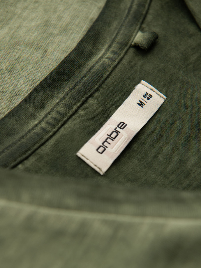 Men's cotton V-neck knit t-shirt with washed effect - olive V9 OM-TSWT-0242