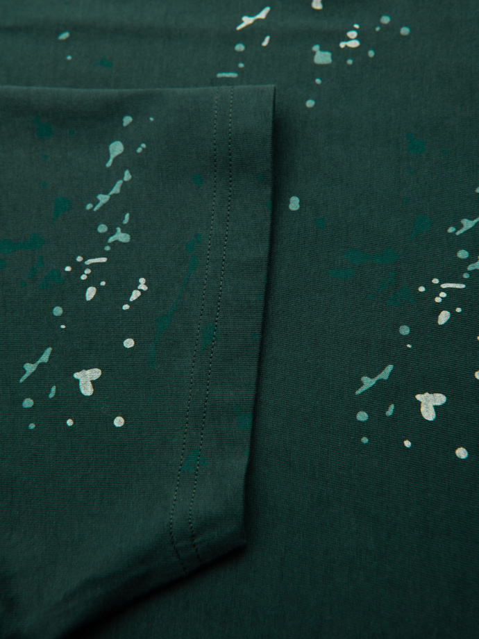 Men's printed t-shirt with round neckline - green V3 OM-TSFP-0187