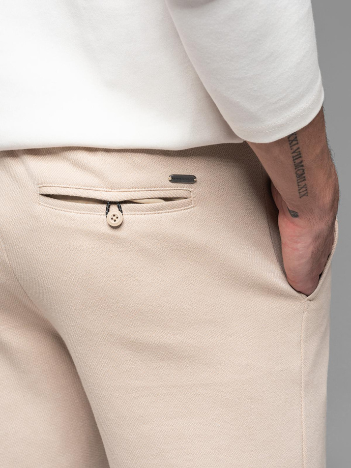 Casual men's SLIM FIT jacquard knit shorts - beige V2 OM-SRCS-0168