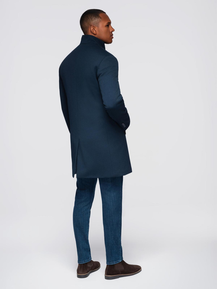 Pánsky štruktúrovaný kabát s vysokým golierom - tmavomodrý V2 OM-COWC-0136