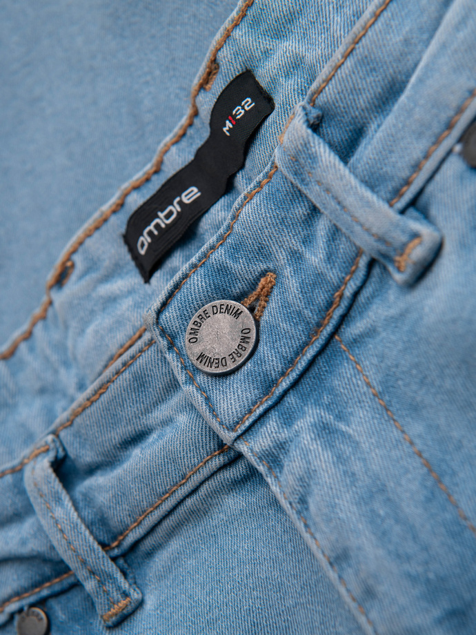 Pantaloni bărbătești JOGGERY din denim cu evazare clasică - albastru deschis V1 OM-PADJ-0265