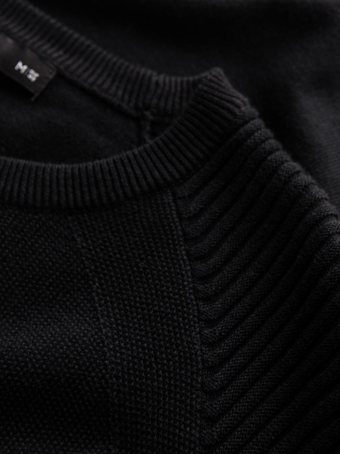 Vyriškas džemperis raglano formos su briaunotomis rankovėmis - juodas V2 OM-SWSW-0144
