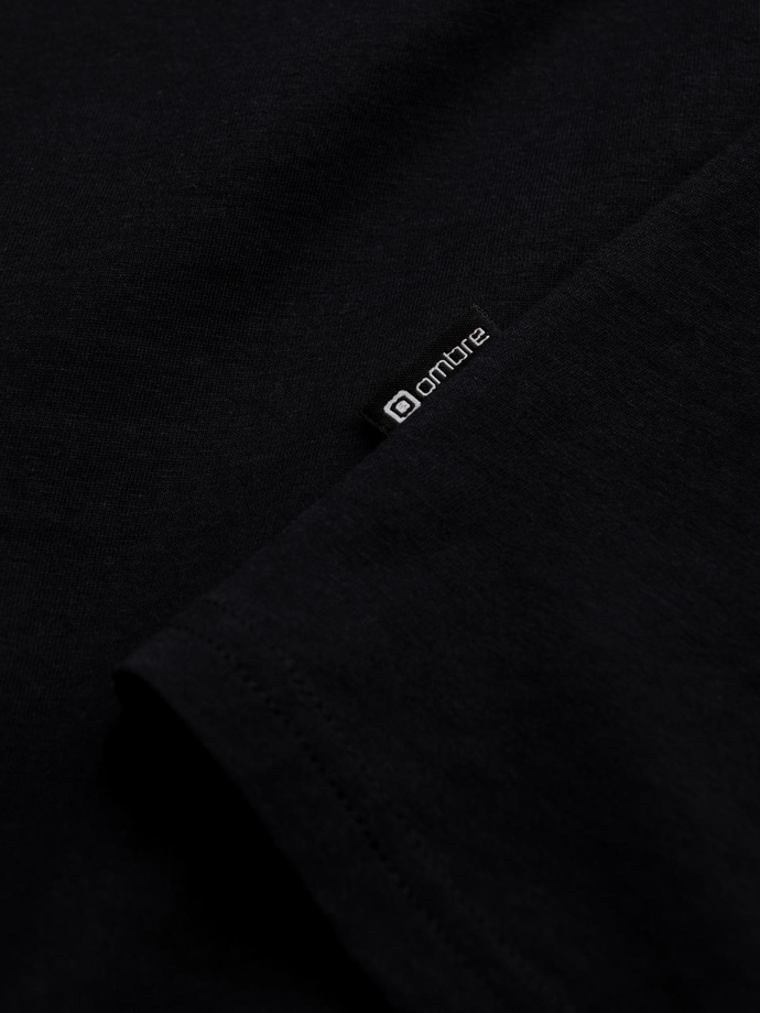 Men's unprinted longsleeve with a crew neckline - black V6 OM-LSBL-0108