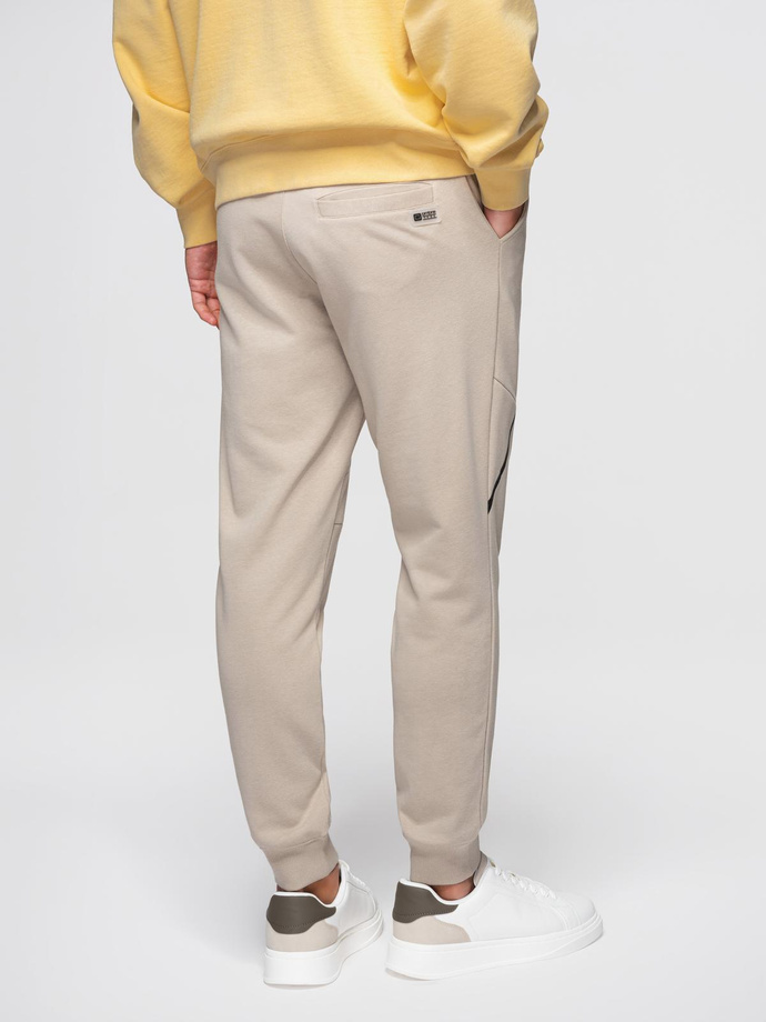 Pantaloni de trening bărbătești din tricot structurat - bej deschis V1 OM-PASK-0211