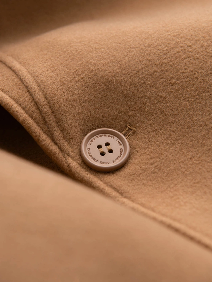 Pánský jednořadový dlouhý kabát oblekového střihu - světle hnědý V3 OM-COWC-0105