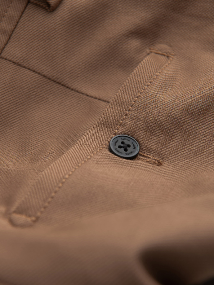 Pánske chino nohavice SLIM FIT s jemnou textúrou - hnedé V2 OM-PACP-0190
