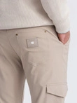 Pánské kalhoty REGULAR z tkaniny s cargo kapsami - béžové V3 OM-PACG-0178