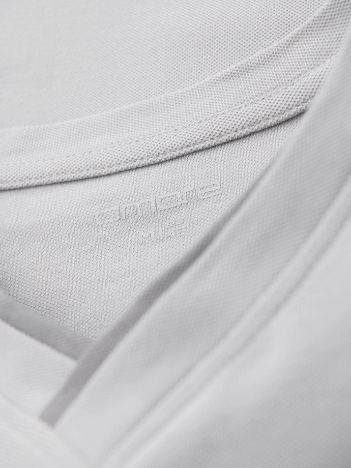 Tricou pentru bărbați cu inserții contrastante și decolteu în V - gri deschis V4 OM-TSCT-0198