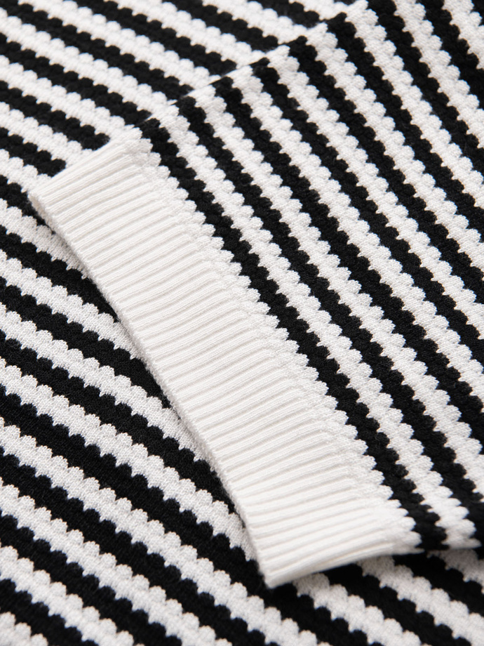 Pánská pletená polokošile bez knoflíků v námořnických pruzích - černobílá V1 OM-POSS-0161