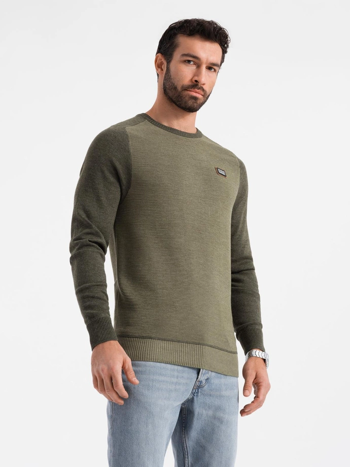 Cotton men's sweater with patch and raglan sleeves - olive V2 OM-SWSW-0121