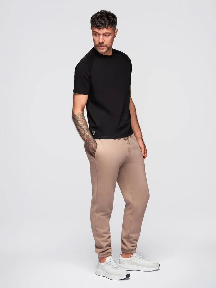 Men's COMFORT FIT T-shirt with raglan sleeves - black V2 OM-TSCT-0240