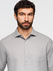 Cămașă bărbătească REGULAR FIT cu buzunar - gri V1 OM-SHCS-0148