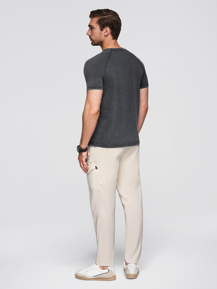 Vyriški marškinėliai su skalbimo efektu ir sagomis ties kaklu - juodi V1 OM-TSWT-0150