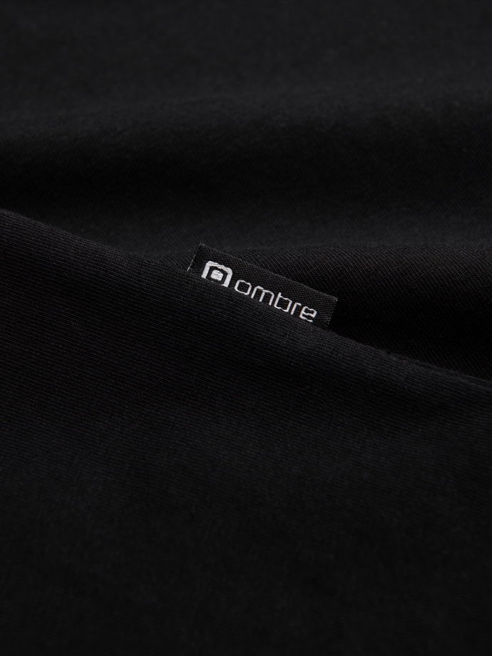 Signature men's elastane longsleeve with a crew neckline - black V3 OM-LSCL-0110