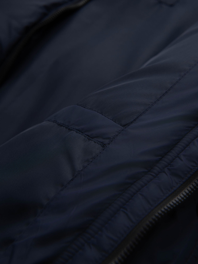 Vyriška dygsniuota striukė su gobtuvu ir užtrauktuku - tamsiai mėlyna V2 OM-JAHP-0238