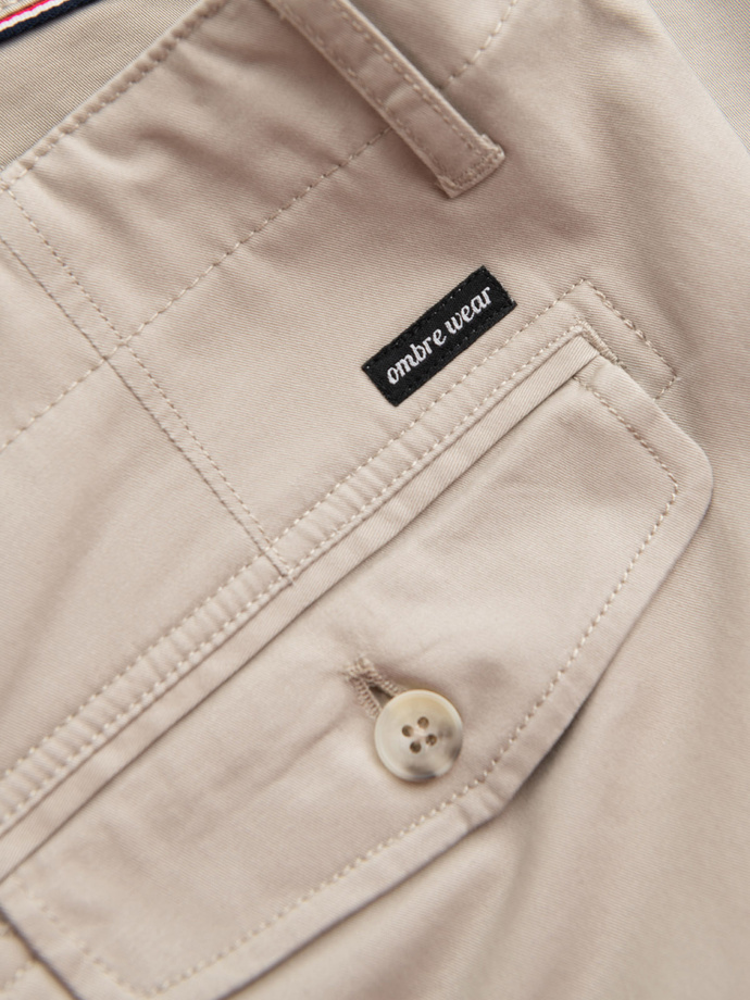 Men's monochromatic shorts with cargo pockets - beige V3 OM-SRCG-0133