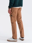 Pánské kalhoty s nákladovými kapsami a lemem nohavic - světle hnědé V3 OM-PACG-0189