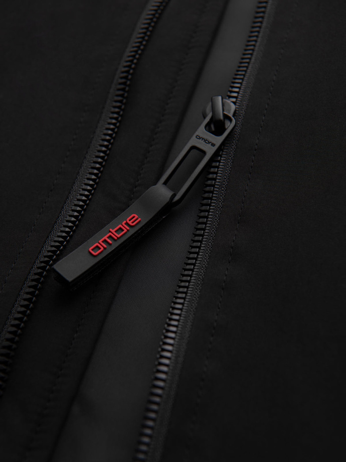 Vyriška striukė su gobtuvu ir aukšta apykakle - juoda V1 OM-JANP-0222