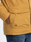 Jachetă izolată pentru bărbați cu glugă - muștar V2 OM-JAHP-0128