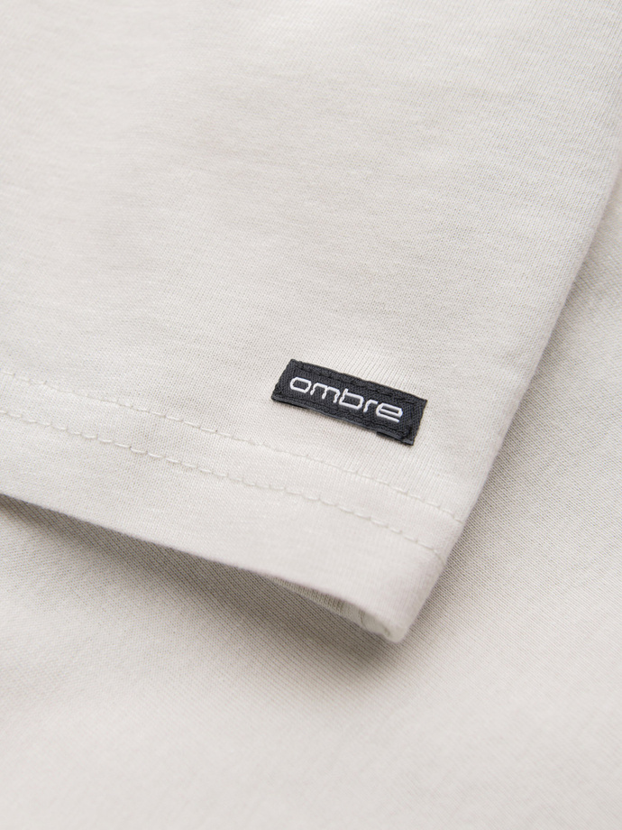 Manșon lung pentru bărbați cu nasturi la decolteu - bej deschis V6 OM-LSCL-0107