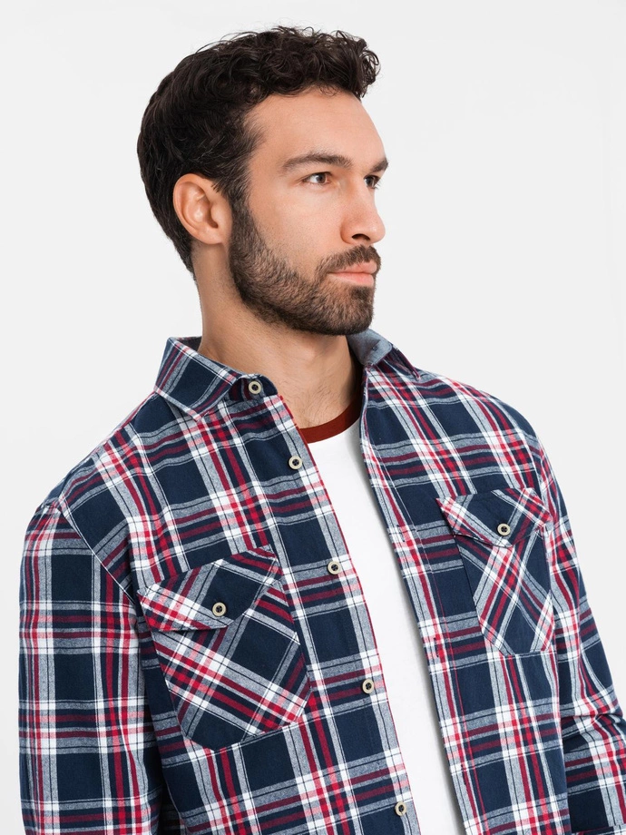 Men's flannel shirt with buttoned pockets - red and navy blue OM-SHCS-0137