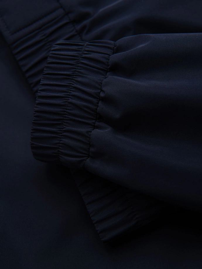 Pánska bunda s kapucňou a vysokým golierom - tmavomodrá V2 OM-JANP-0222