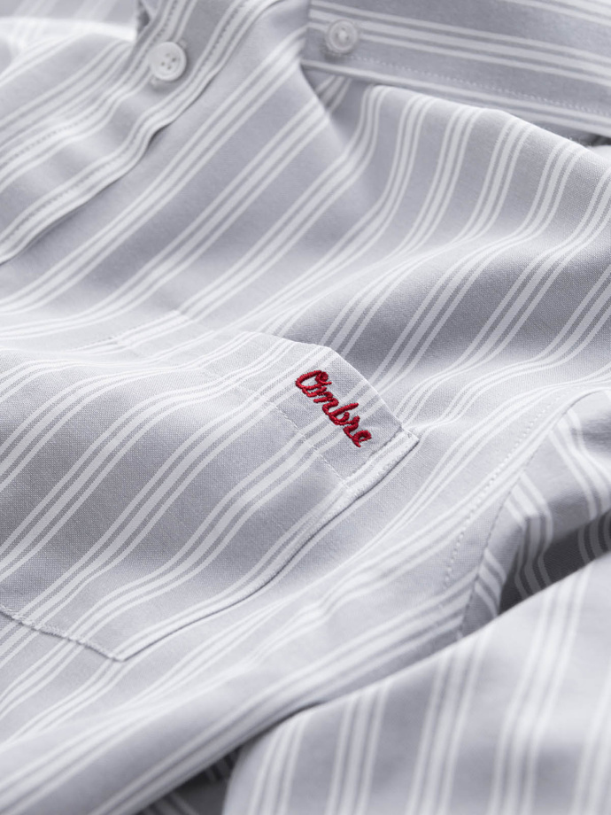 Pánská bílá pruhovaná košile REGULAR FIT s kapsou - šedá V1 OM-SHOS-0171