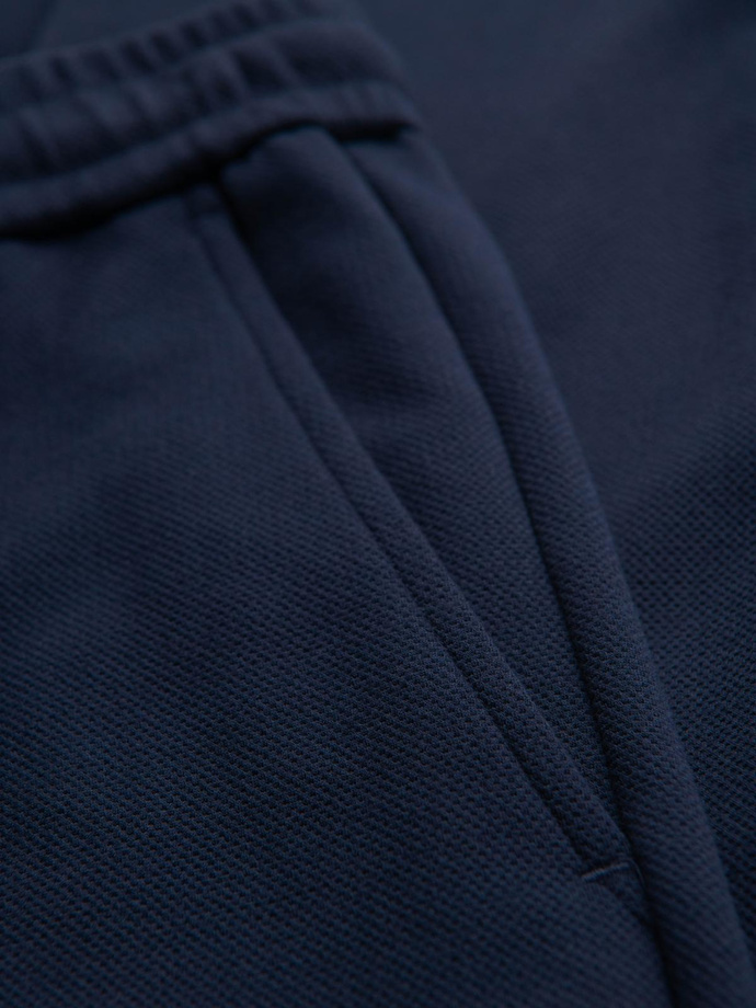 Pantaloni bărbătești din tricot pique cu talie reglabilă - albastru marin V1 OM-PACP-0283