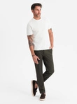 Vyriškos REGULAR FIT plonos tekstūros chino kelnės - tamsiai žalios V4 OM-PACP-0184