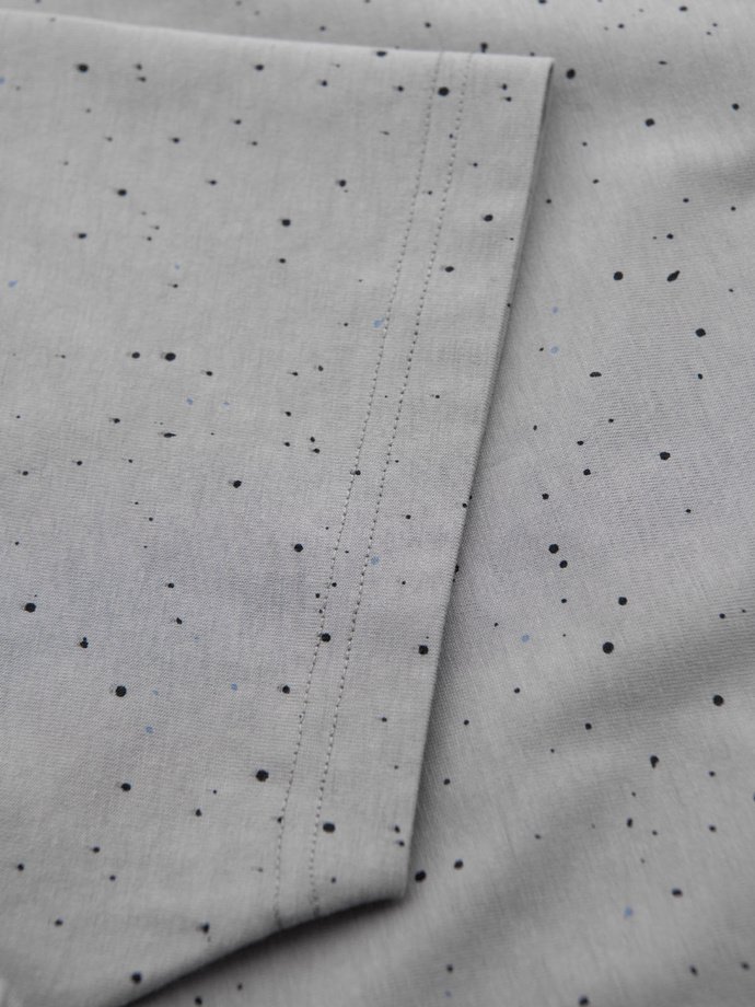 Pánske bavlnené tričko s potlačou a okrúhlym výstrihom - svetlosivé V8 OM-TSFP-0186