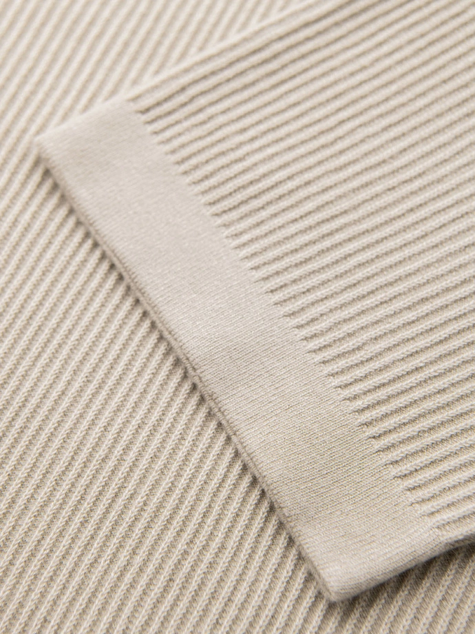 Men's knitted t-shirt with buttons at the neckline - light grey V3 OM-TSCT-0254