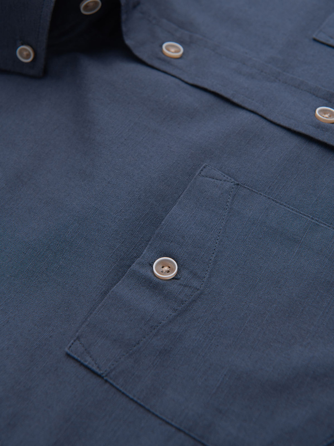 Pánská plátěná košile s klasickým límcem a kapsami REGULAR FIT - modrá V4 OM-SHCS-0134
