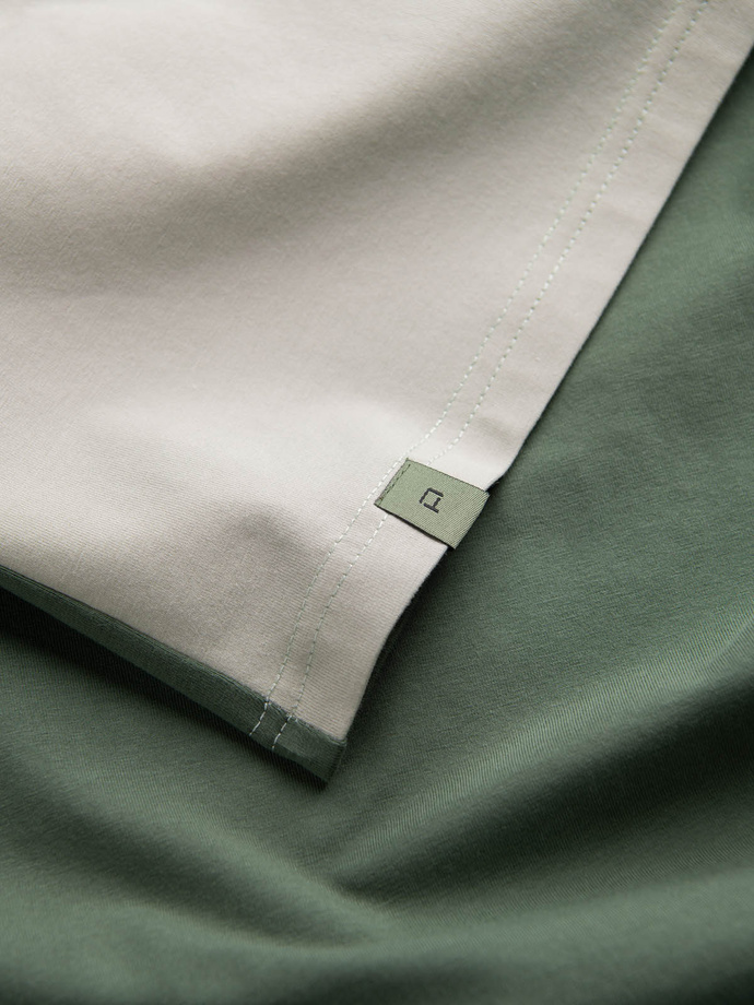 Tricou bărbătesc din elastan cu mâneci colorate - verde V5 OM-TSCT-0176