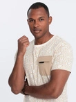 Tricou bărbătesc din bumbac cu imprimeu cu litere și buzunar - crem și maro V1 OM-TSFP-0188