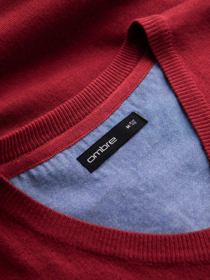 Men's elegant V-neck BASIC sweater with viscose - red V20 OM-SWBS-0107