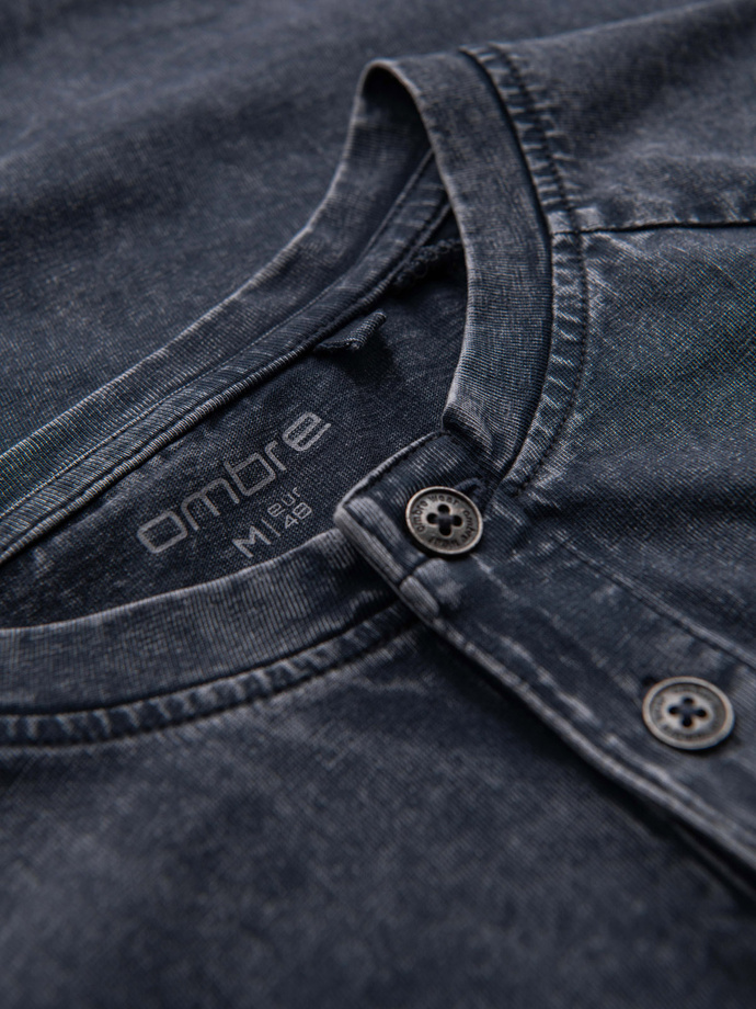 Men's t-shirt with wash effect and buttons at neckline - navy blue V2 OM-TSWT-0150