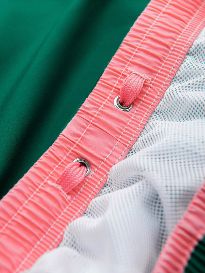 Pánské dvoubarevné žebrované plavecké šortky - tmavě zelené V3 OM-SRBS-0141