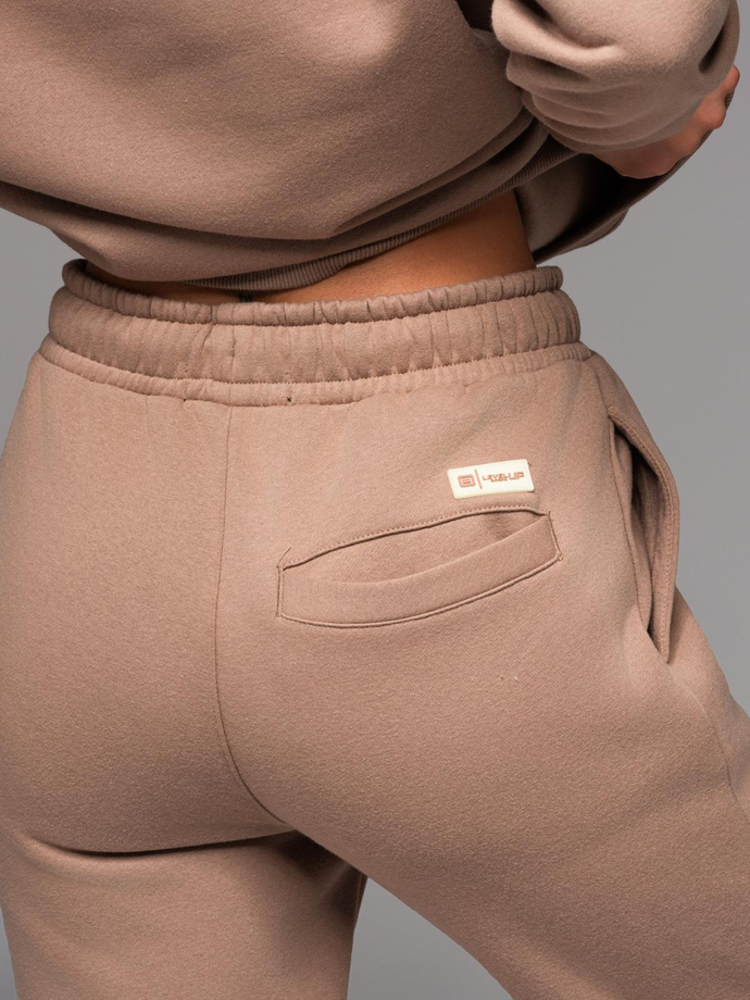 Klasické unisex tepláky s žebrovanými manžetami - hnědé V16 OU-PSBC-0100