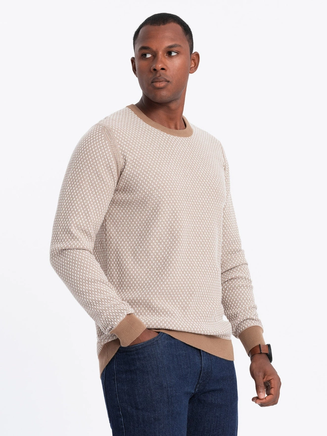 Men's RELAXED FIT knitted sweater with patterns - light brown V3 OM-SWSW-0111