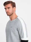 Tri-color men's sweatshirt with raglan sleeves - gray V1 OM-SSNZ-22FW-003
