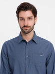 Cămașă bărbătească din bumbac REGULAR FIT cu buzunar - albastru V3 OM-SHCS-0147