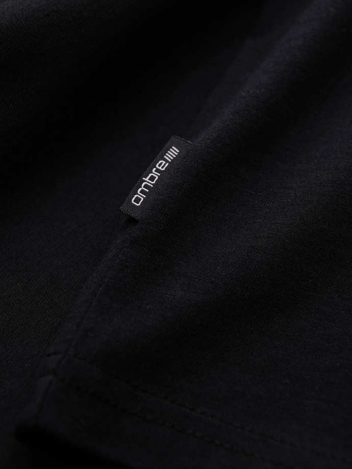 Pánské klasické bavlněné tričko BASIC s výstřihem do V - černé V1 OM-TSBS-0145