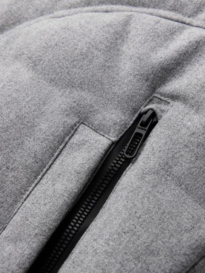 Pánska ľahká bunda so sieťovanou podšívkou a kapucňou - sivá V6 OM-JANP-0149