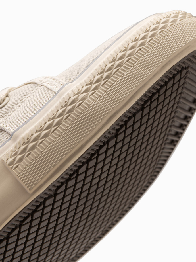 Pantofi sport clasici pentru bărbați cu nituri - crem V2 OM-FOTL-0147