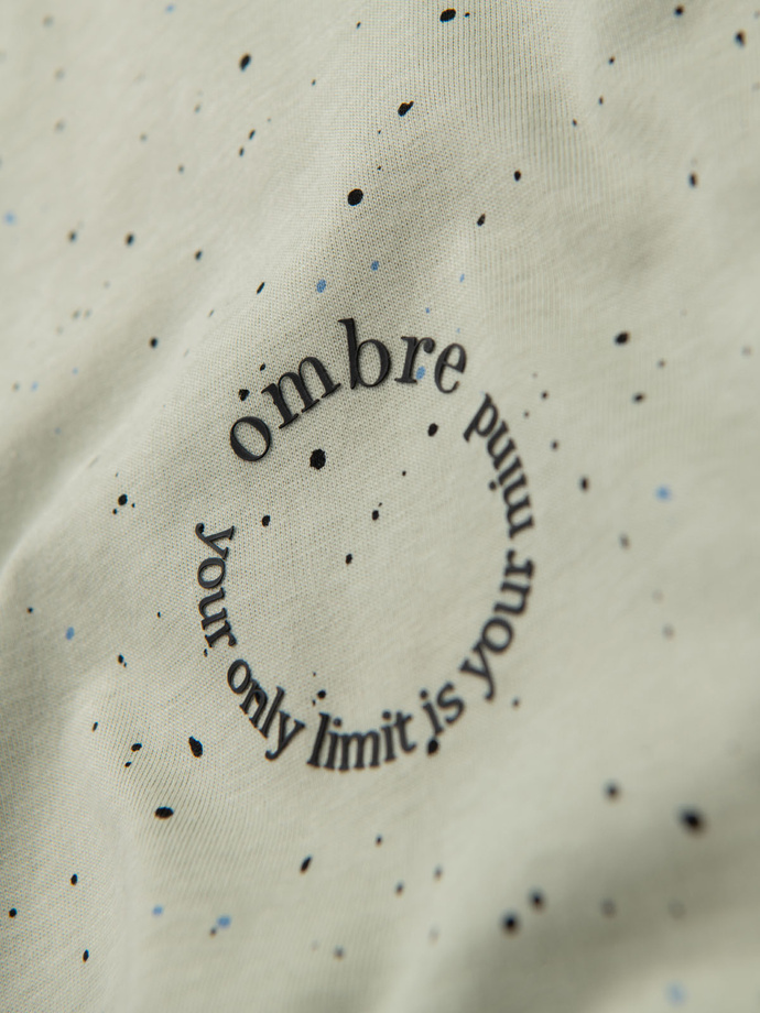 Pánske bavlnené tričko s potlačou a okrúhlym výstrihom - mentolové V3 OM-TSFP-0186