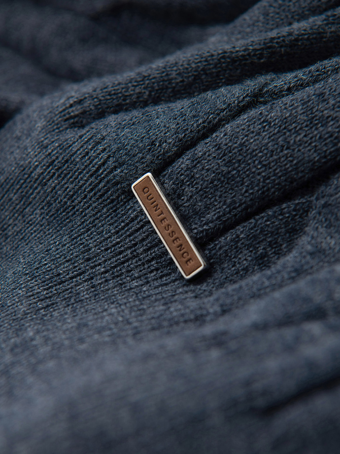 Pánský svetr s rolákem a kostkovanou vazbou - tmavě modrý V3 OM-SWTN-0157